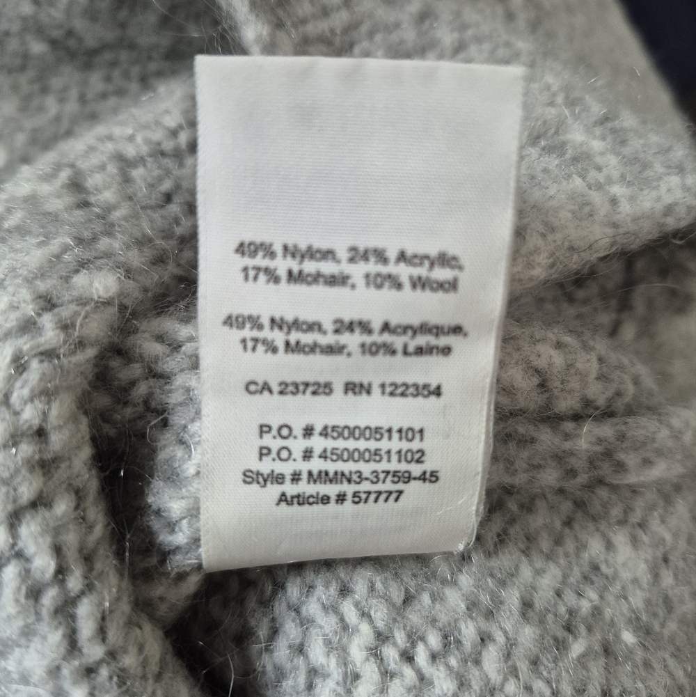 Aritzia Golden By TNA Gray Mockneck Knit Sweater Sz M - Picture 11 of 11